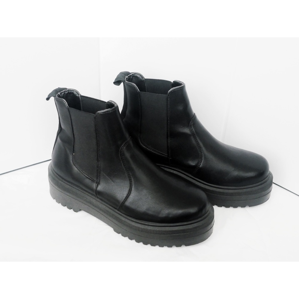 Steve Madden Yardley Platform Boot